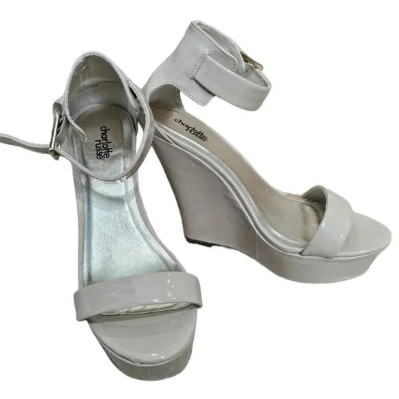 Charlotte Russe Size 8 Beige Platform Wedges Ankle Strap Y2K Heel Sandals - Picture 2 of 6